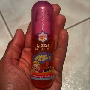 Profusion Cosmetics x Lizzie McGuire Illuminating Setting Spray